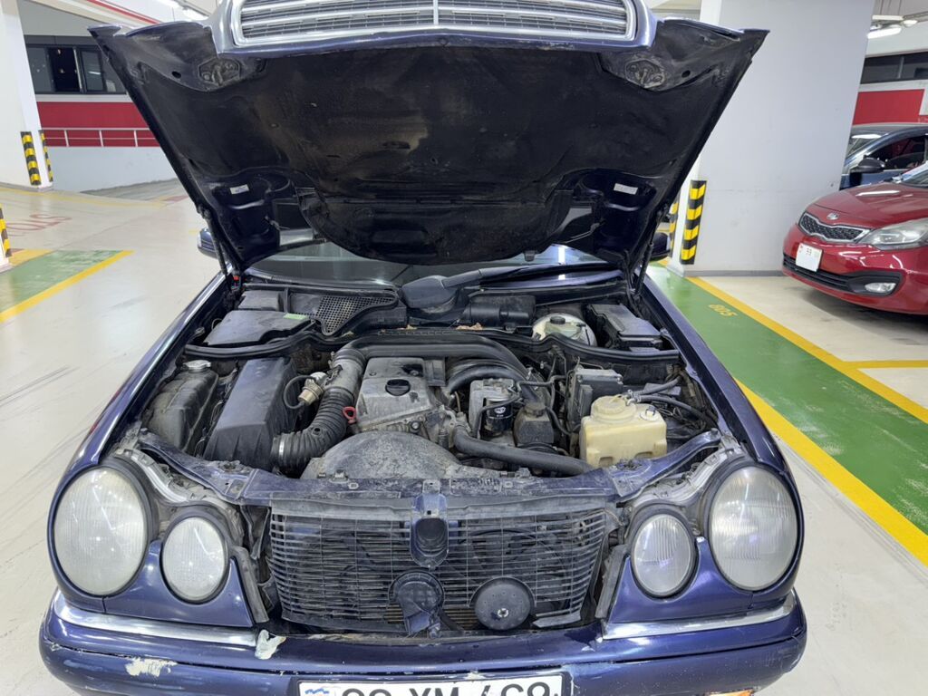 Mercedes-Benz E-Class: 2.2 l 1997 il Sedan 90-XM-469 — Avtomobillər, Bakı (10)