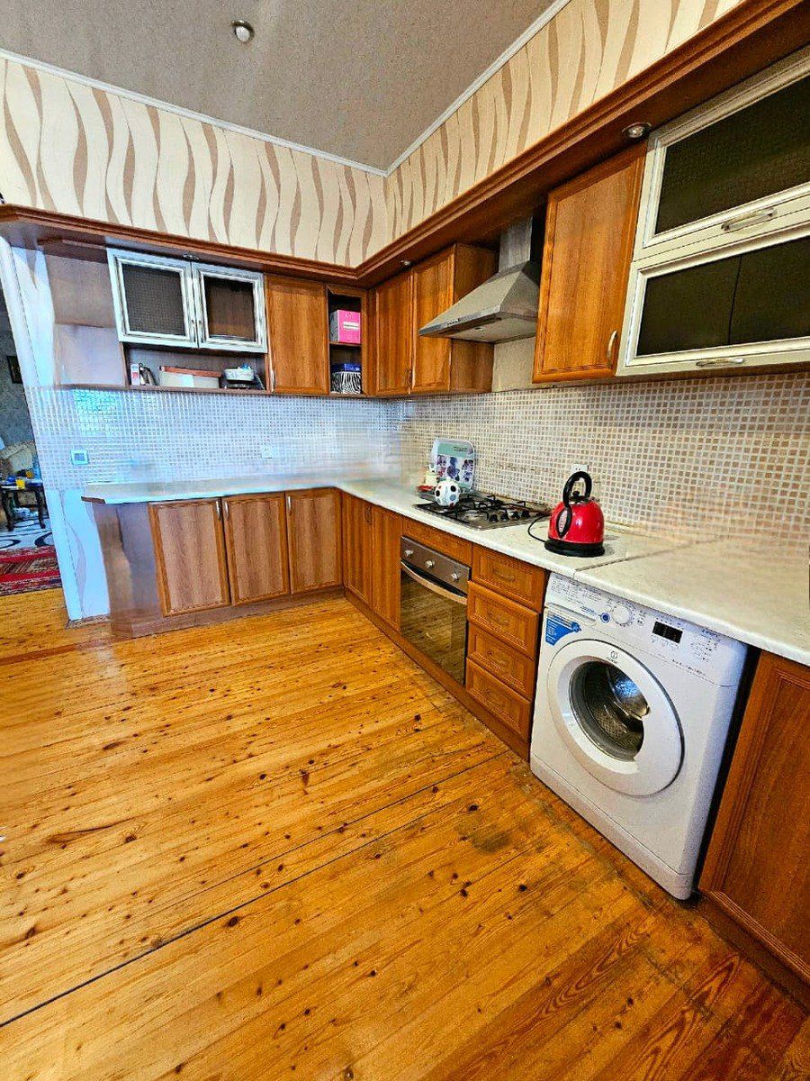 Satılır 9 otaqlı həyət evi/bağ evi 500 m² — Ev, villa, Bakı (7)