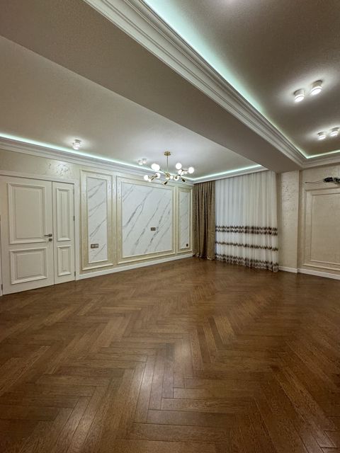 Satılır 3 otaqlı yeni tikili 124 m² — Bakı