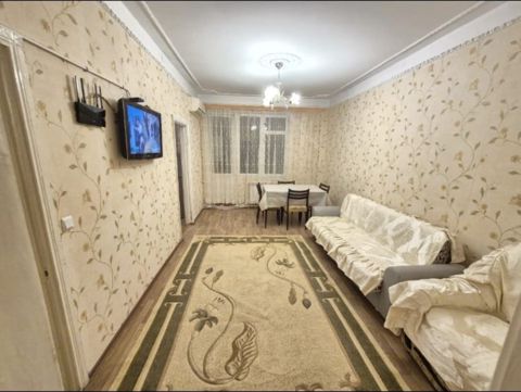 İcarəyə verilir 2 otaqlı köhnə tikili 50 m² — 550 ₼ · Bakı · Mənzil İcarəyə verilir 2 otaqlı köhnə tikili 50 m² — Bakı