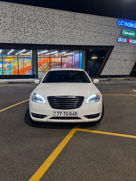 Chrysler 200, 2.4 L, 2012 il, 280 000 km 77-TG-648 — Avtomobillər, Bakı (6)