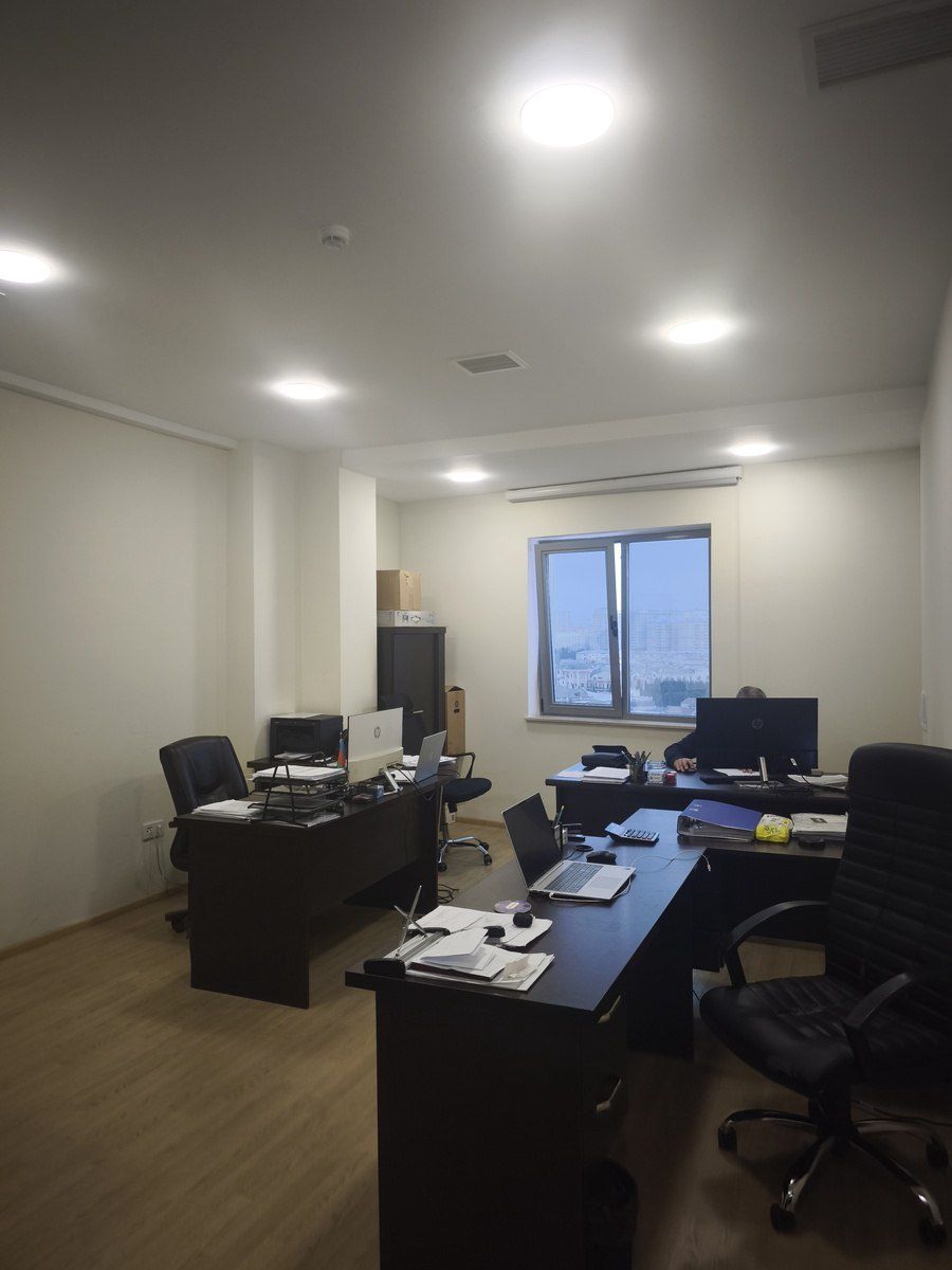 Satılır 7 otaqlı ofis 270.9 m² — Ofis, Bakı (6)