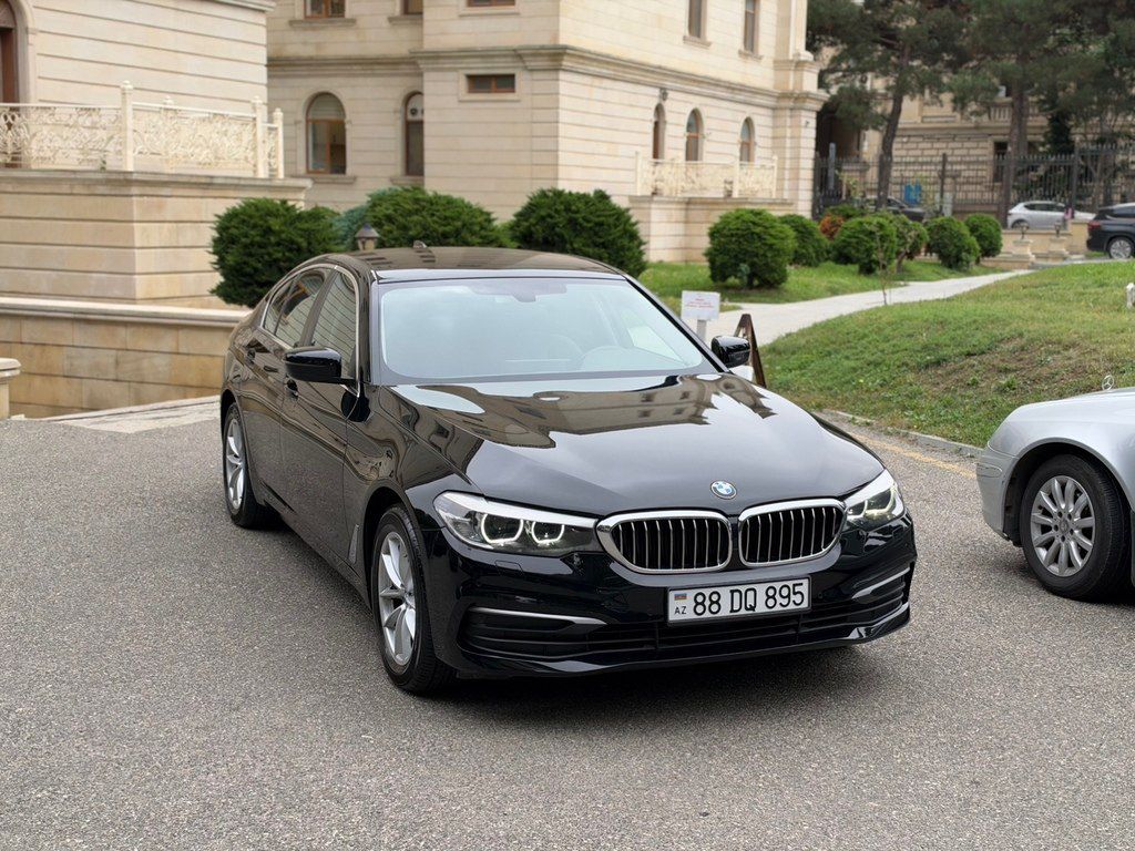 BMW 530, 2.0 L, 2017 il, 145 000 km 88-DQ-895 — Avtomobillər, Bakı (3)
