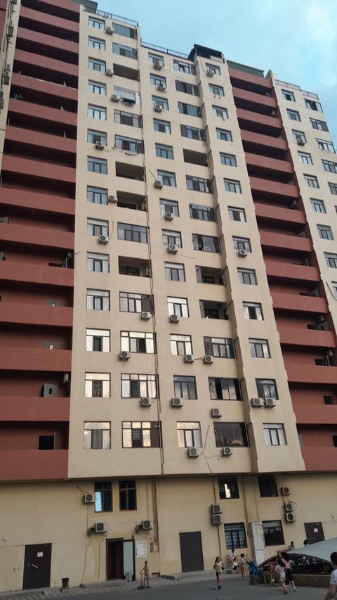 Satılır 3 otaqlı yeni tikili 137 m² — Bakı