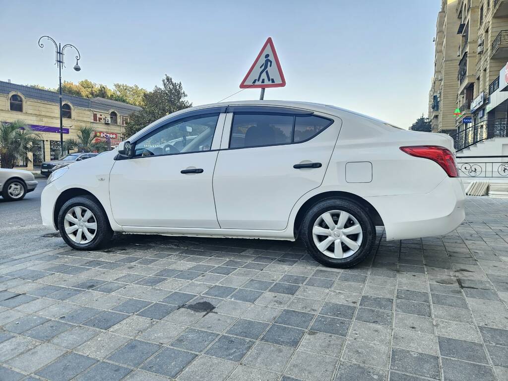 Nissan Latio, 1.2 L, 2013 il, 230 000 km 99-MN-110 — Avtomobillər, Bakı (7)