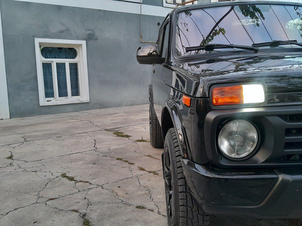 Lada (VAZ) Niva, 1.7 L, 2018 il, 80 000 km — Avtomobillər, Yevlax (10)