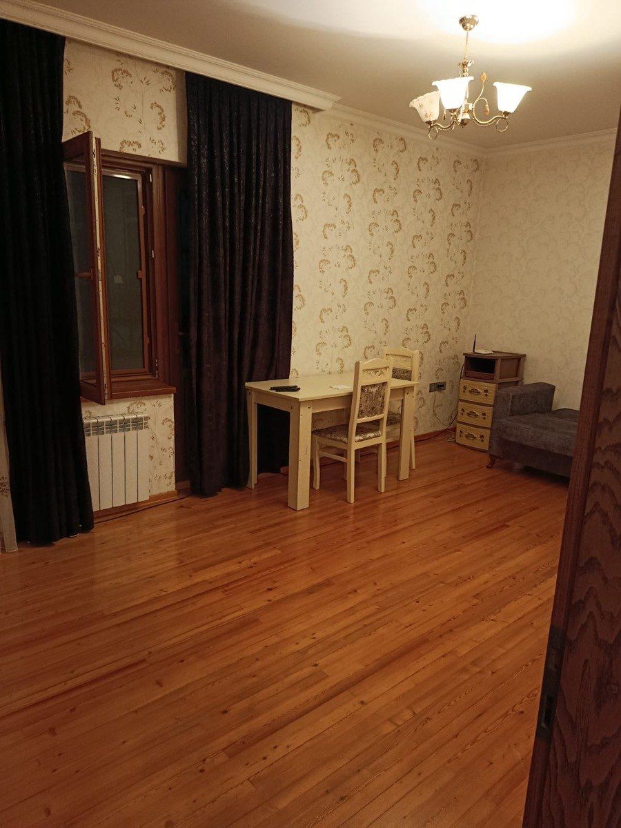 İcarəyə verilir 2 otaqlı köhnə tikili 70 m² — Mənzil, Bakı (4)