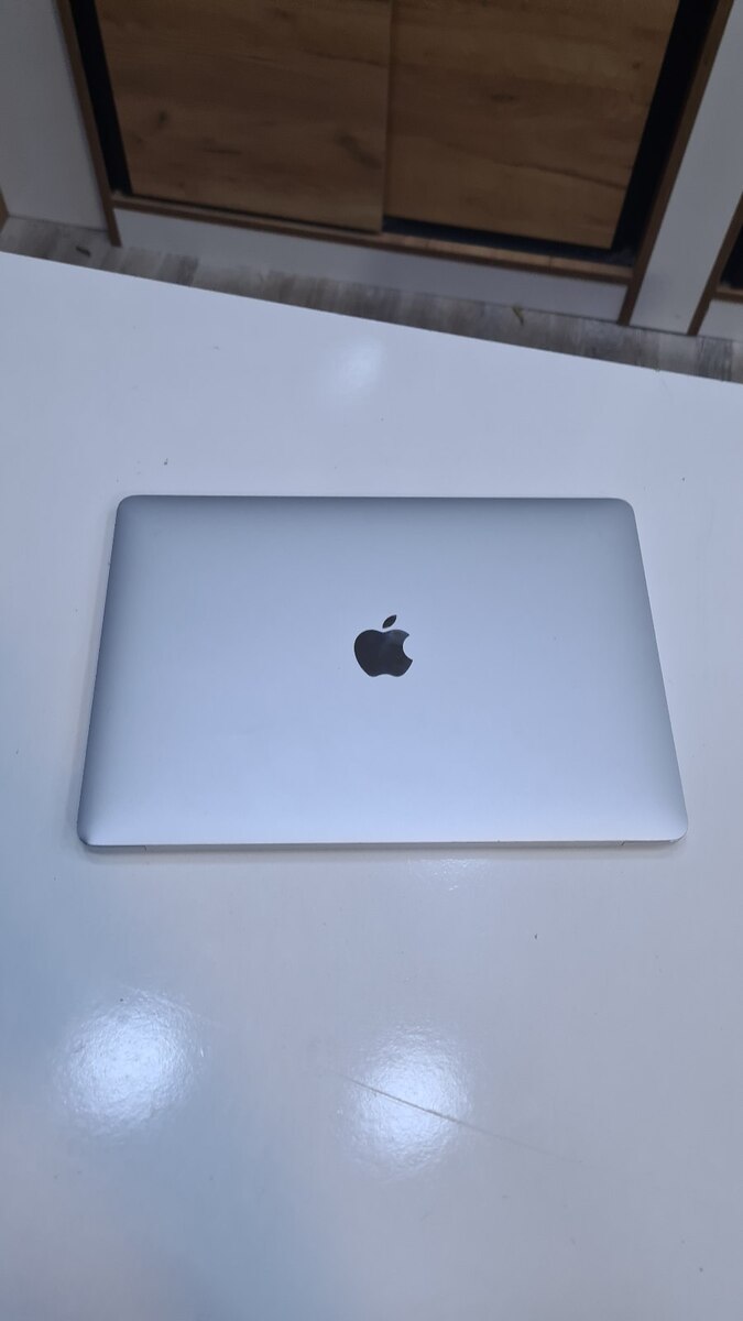 Apple Macbook Air i5 2018 — Noutbuklar, Bakı (2)