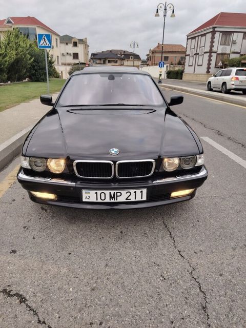 BMW 740, 4.4 L, 2001 il, 425 000 km — 19 000 ₼ · Bakı · Avtomobillər BMW 740, 4.4 L, 2001 il, 425 000 km — Bakı