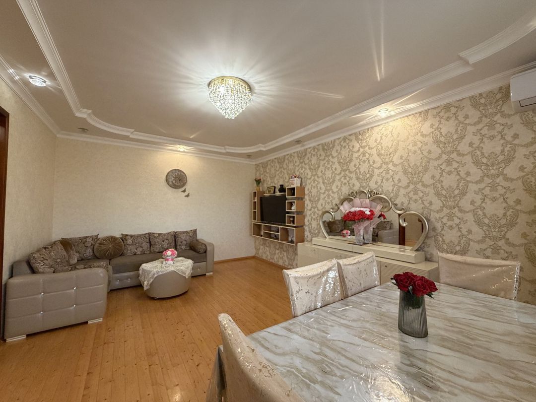Satılır 10 otaqlı həyət evi/bağ evi 300 m² — Ev, villa, Bakı (5)