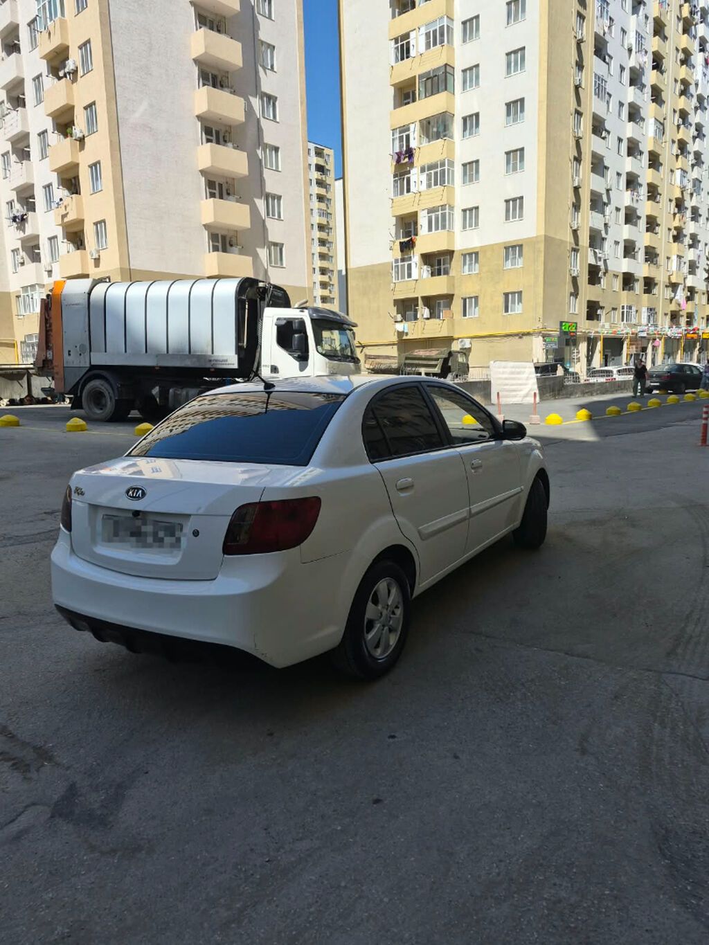Kia Rio: 1.6 l 2011 il Sedan — Avtomobillər, Xırdalan (9)