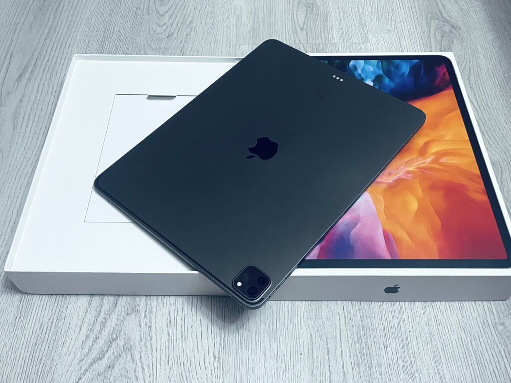 Apple iPad Pro 12.9( 2020 )128 gb yaddaş – Space Gray rəng əla — Apple, Bakı (5)