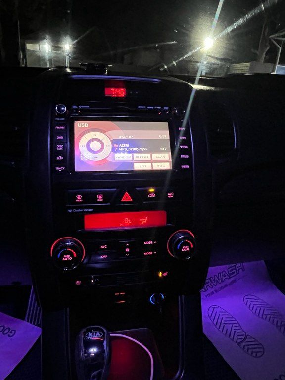 Kia Sorento, 2.0 L, 2010 il, 262 000 km 77-XJ-836 — Avtomobillər, Goranboy (11)