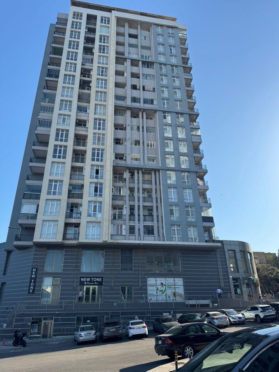 Satılır 3 otaqlı yeni tikili 135 m² — Mənzil, Bakı