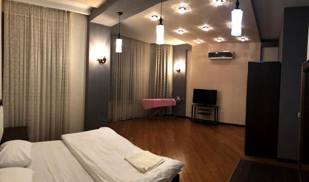 İcarəyə verilir 4 otaqlı yeni tikili 210 m² — Mənzil, Bakı (5)