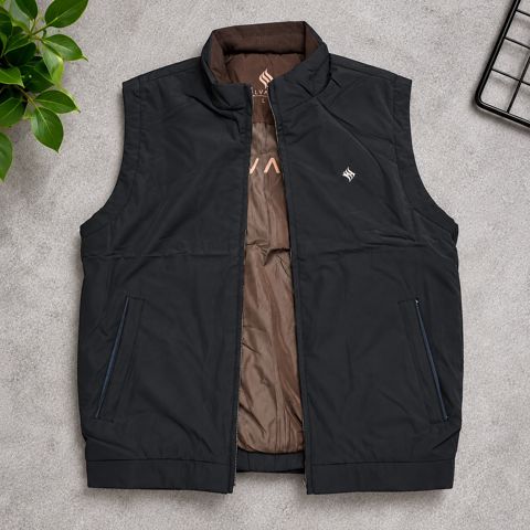 Kişilər üçün yüngül jilet 3322, qara, poliester, ölçü 2XL — 95 ₼ · Bakı · Mallar Kişilər üçün yüngül jilet 3322, qara, poliester, ölçü 2XL — Bakı