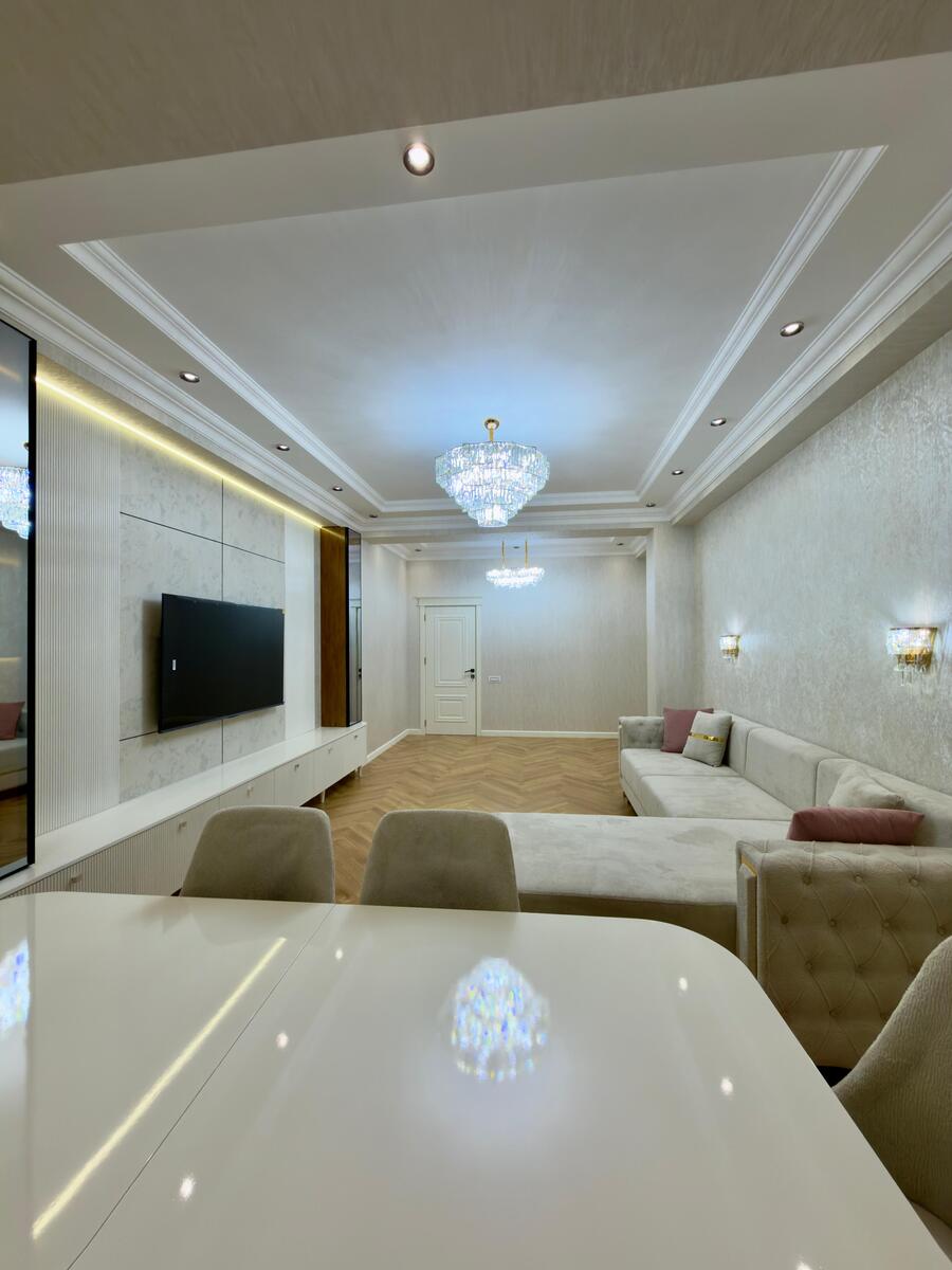 Satılır 4 otaqlı yeni tikili 182 m² — Mənzil, Bakı (3)