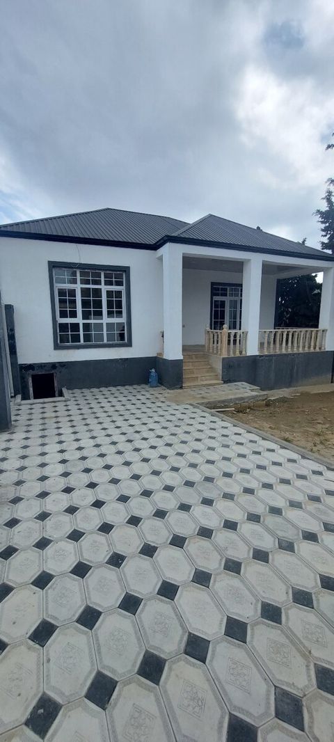 Həyət evi, Fatmayı qəs — 80 000 ₼ · Bakı · Ev, villa Həyət evi, Fatmayı qəs — Bakı