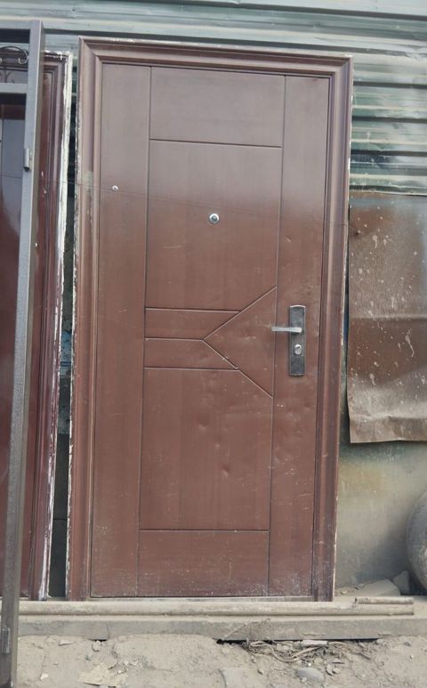 Seyf qapi 200/90sm 125azn Dernegul 9686 leli — Bakı