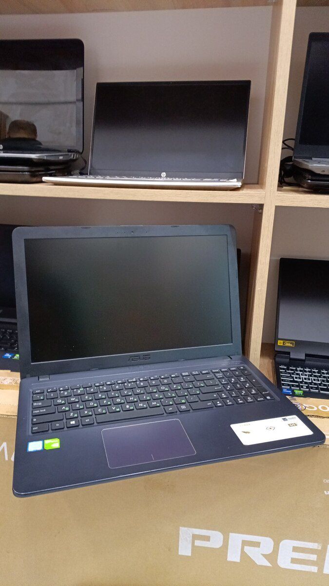 Noutbuk "Asus" — Noutbuklar, Bakı