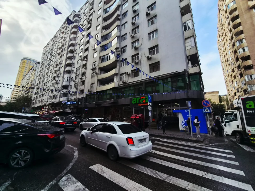 3 otaqlı mənzil, 98 m², Murtuza Muxtarov küç — Mənzil, Bakı (3)
