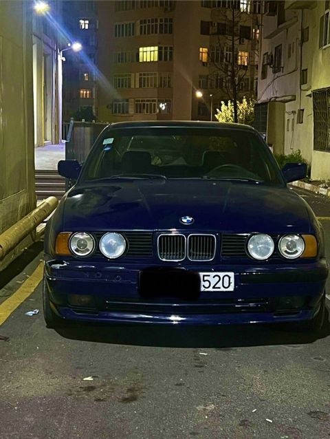 BMW 5 Seriyası E34 – sedan Kreditlə satılır, ilkin ödənişlə. BMW — 1 300 ₼ · Bakı · Avtomobillər BMW 5 Seriyası E34 – sedan Kreditlə satılır, ilkin ödənişlə. BMW — Bakı