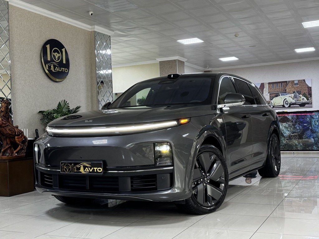 Li Auto L7, 1.5 L, 52.3 kWh, 2025 il, 28 900 km 11-II-111 — Avtomobillər, Bakı (3)