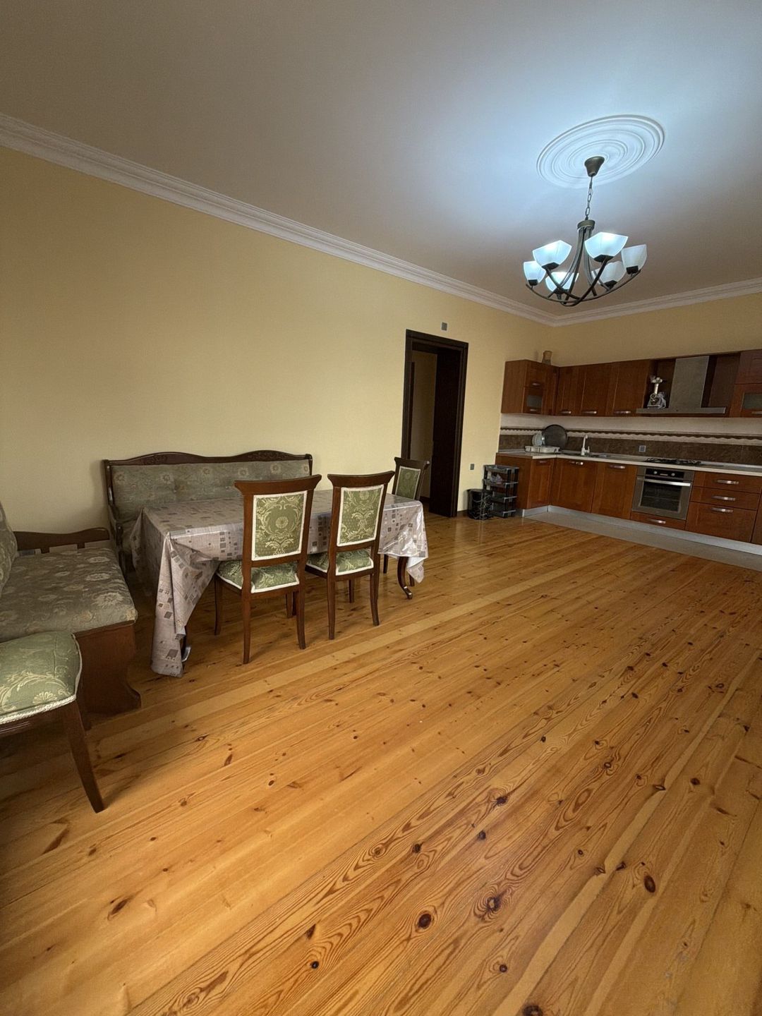 Satılır 6 otaqlı həyət evi/bağ evi 200 m² — Ev, villa, Bakı (9)