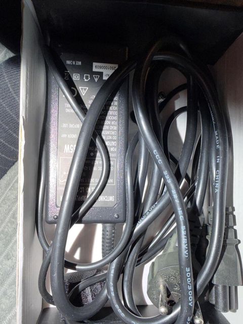 Məhsul: Ac/dc laptop adapteri (Swıtchıng Power Supply Adapter) Model — Gəncə