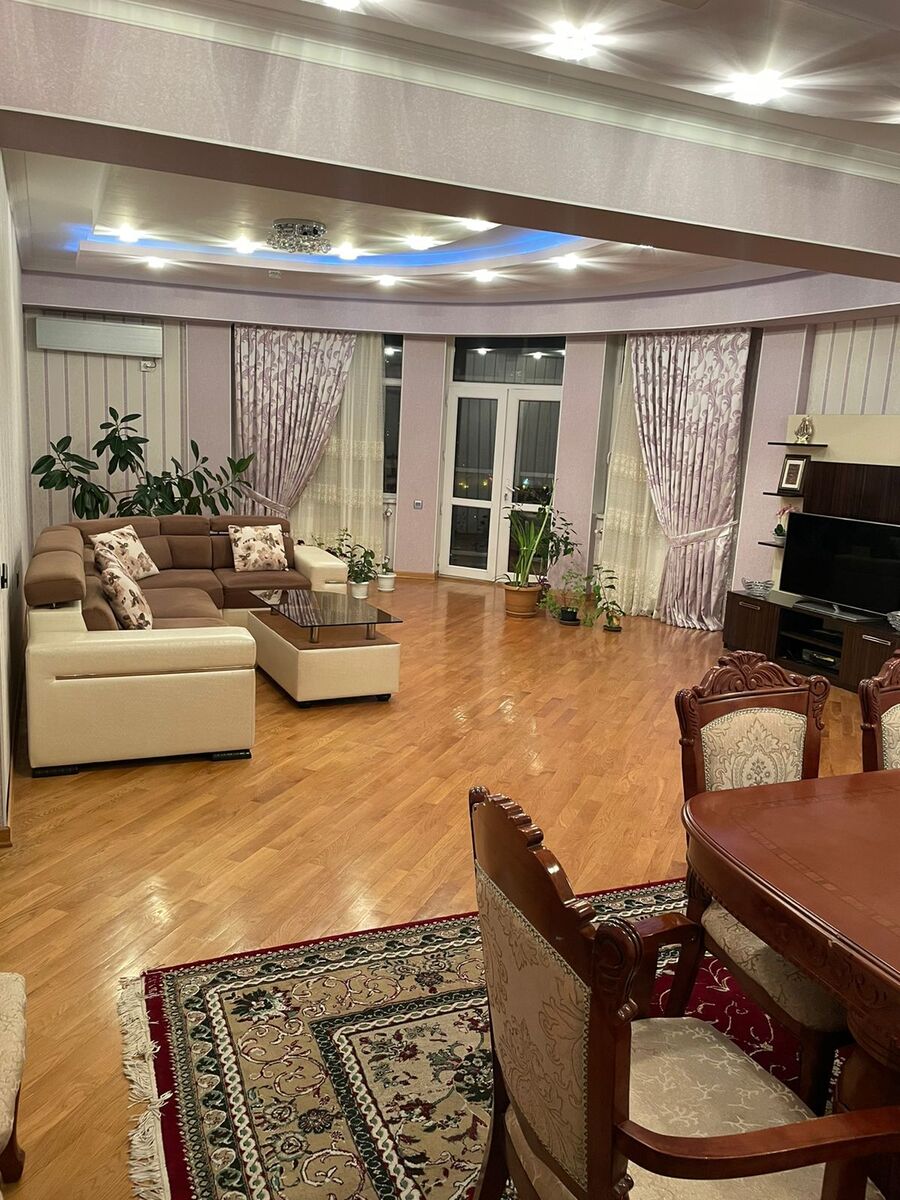 Satılır 6 otaqlı yeni tikili 300 m² — Mənzil, Bakı (7)