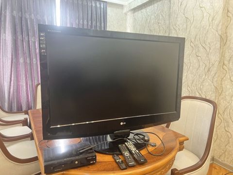 LED televizor + peyk qəbuledicisi və TV Box komplekti - Ekran: LED — Bakı