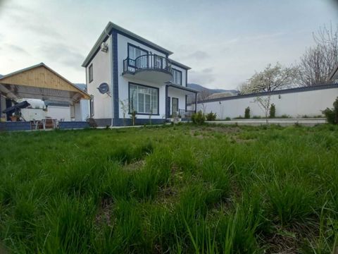 Satılır 5 otaqlı həyət evi/bağ evi 180 m² — Qəbələ