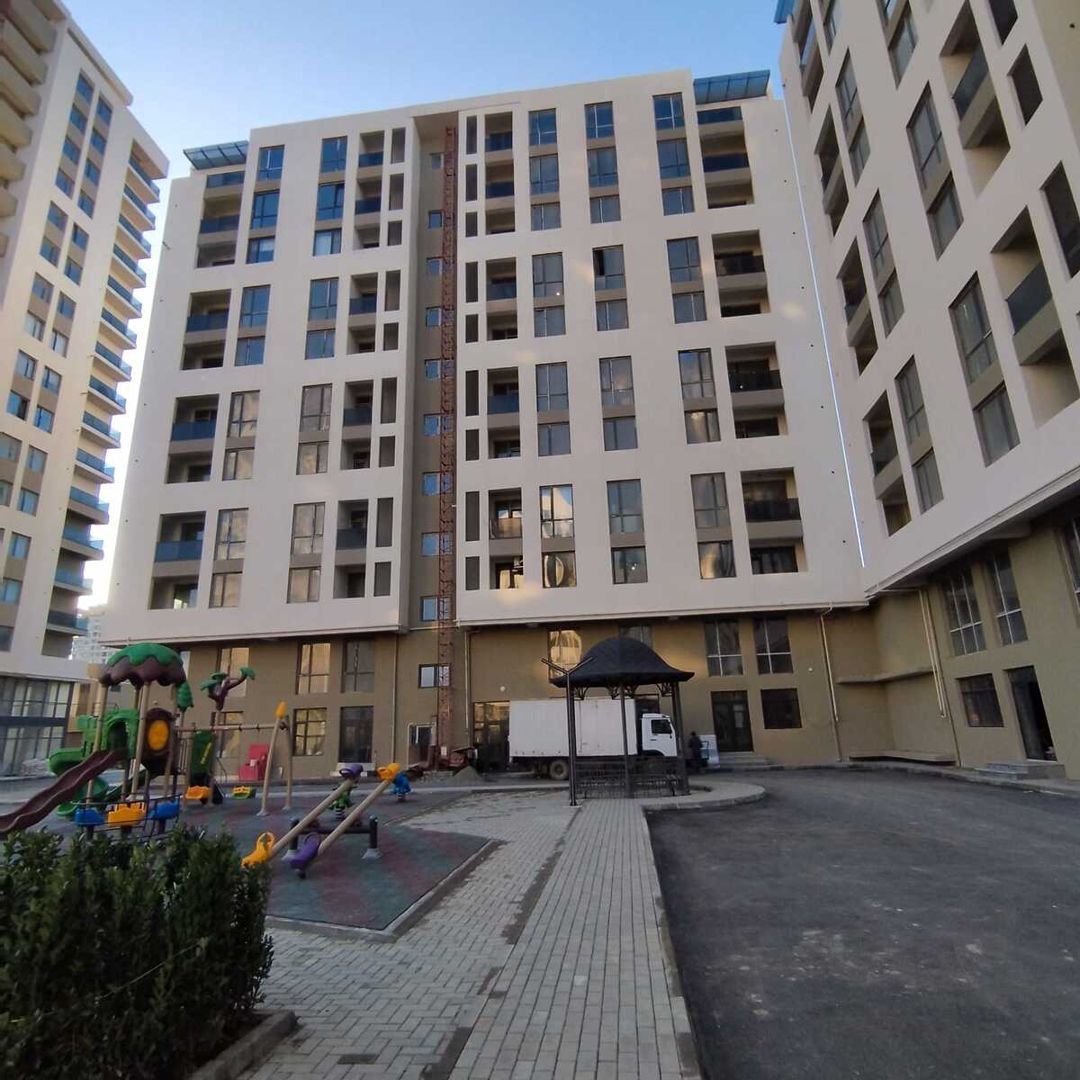 Satılır 3 otaqlı yeni tikili 105 m² — Mənzil, Bakı (2)