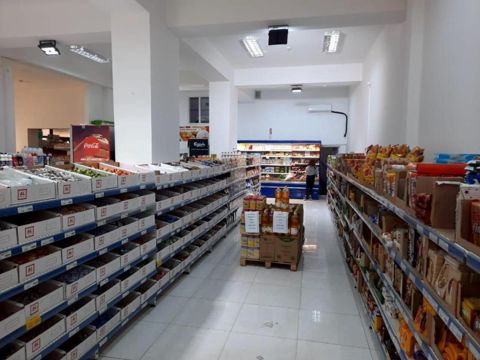 Satılır obyekt 240 m² — Bakı
