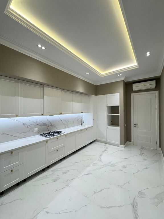 Satılır 4 otaqlı yeni tikili 205 m² — Mənzil, Bakı