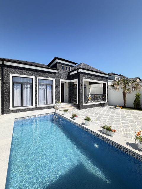 Satılır 4 otaqlı həyət evi/bağ evi 160 m² — Bakı
