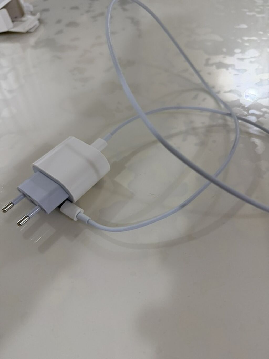 Satıldıqda Elan Silinecek İphone 11 pro max’ın qutusundan çıxma — Şarj cihazları, Bakı (2)
