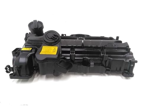 BMW F10, F30 mühərrik qapağı — 125 ₼ · Bakı · Ehtiyat hissələri və aksesuarlar BMW F10, F30 mühərrik qapağı — Bakı