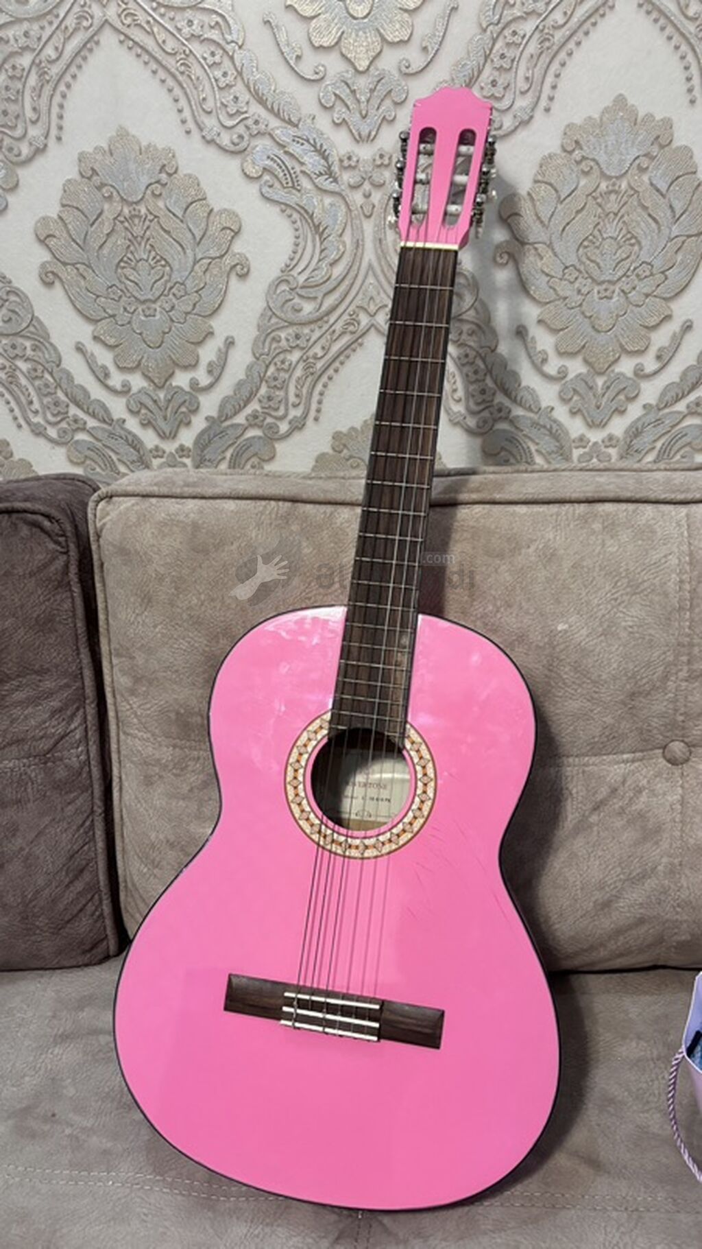 Klassik gitara, İşlənmiş, Ünvandan götürmə, Ödənişli çatdırı — Musiqiə alətləri, Bakı (4)