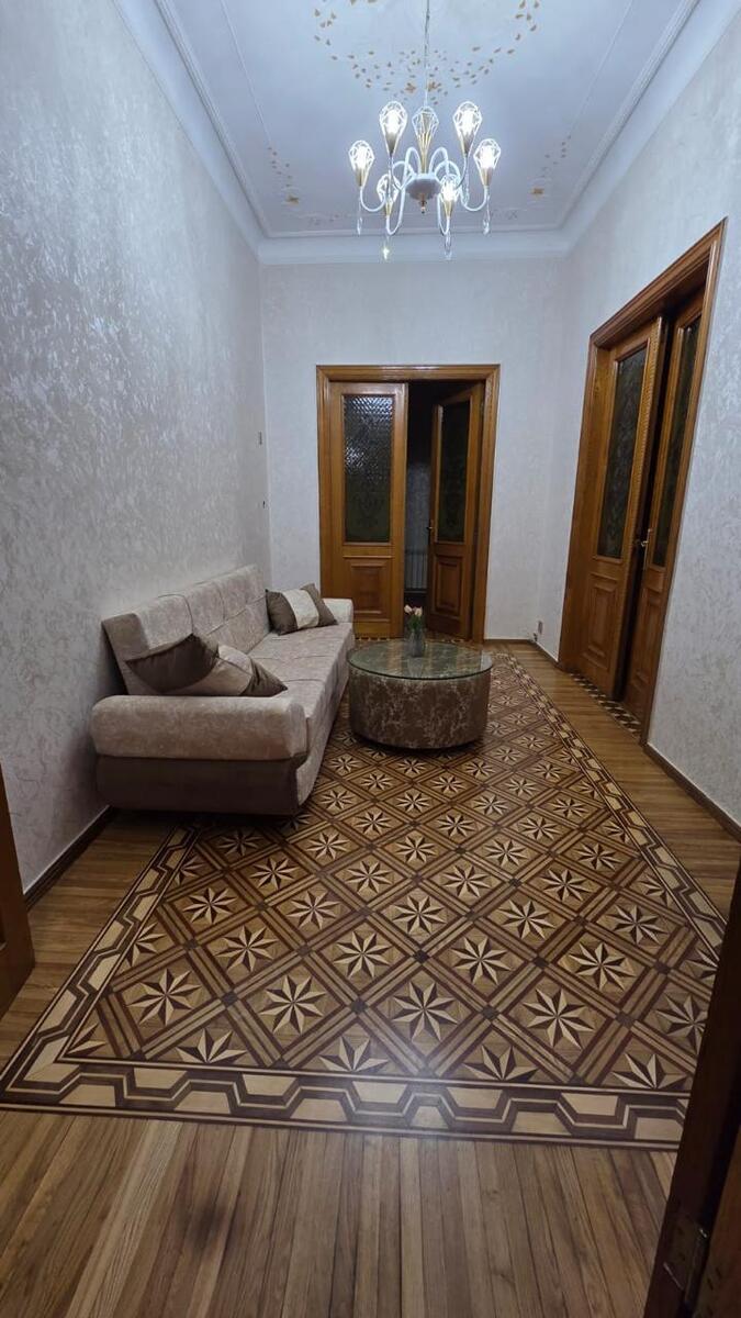 İcarəyə verilir 4 otaqlı köhnə tikili 110 m² — Mənzil, Bakı (9)