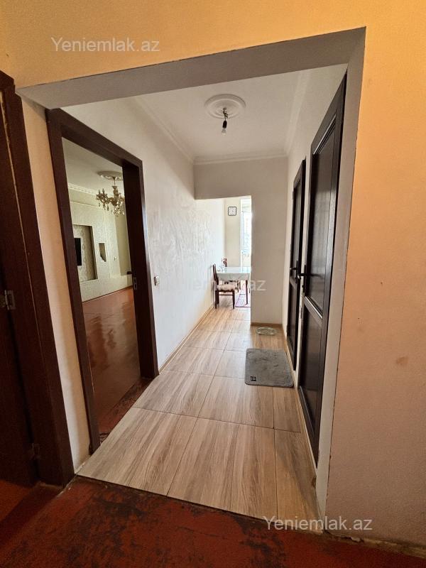 Satılır 3 otaqlı Bina evi menzil (Köhnə tikili), 72 m², 9-cu mikrorayon — Mənzil, Sumqayıt (4)