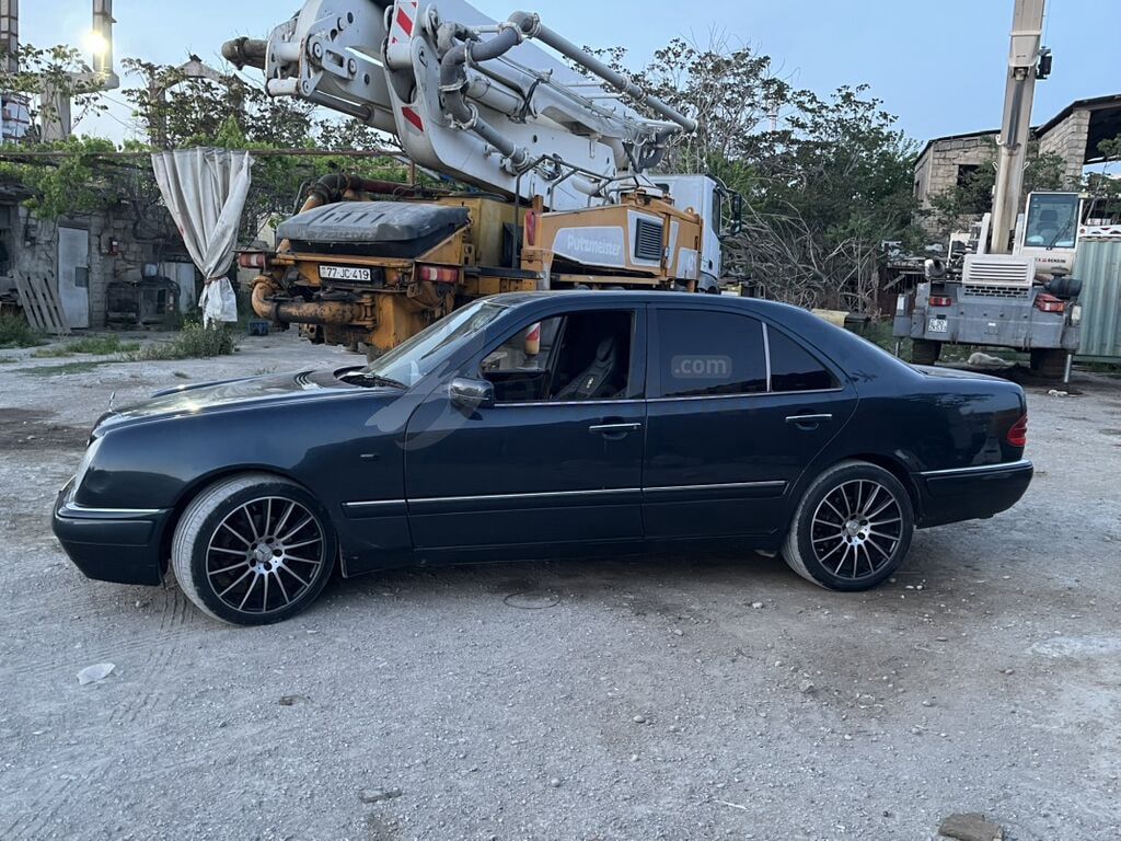 Mercedes-Benz E-Class: 3.2 l 1995 il Sedan 90-GB-579 — Avtomobillər, Bakı (9)
