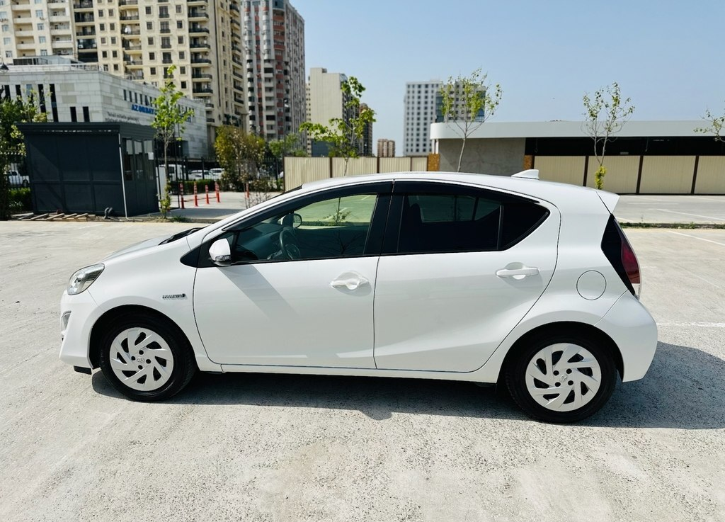 Toyota Aqua, 2016 il, 43500 km, 1.5 L — Avtomobillər, Bakı (3)