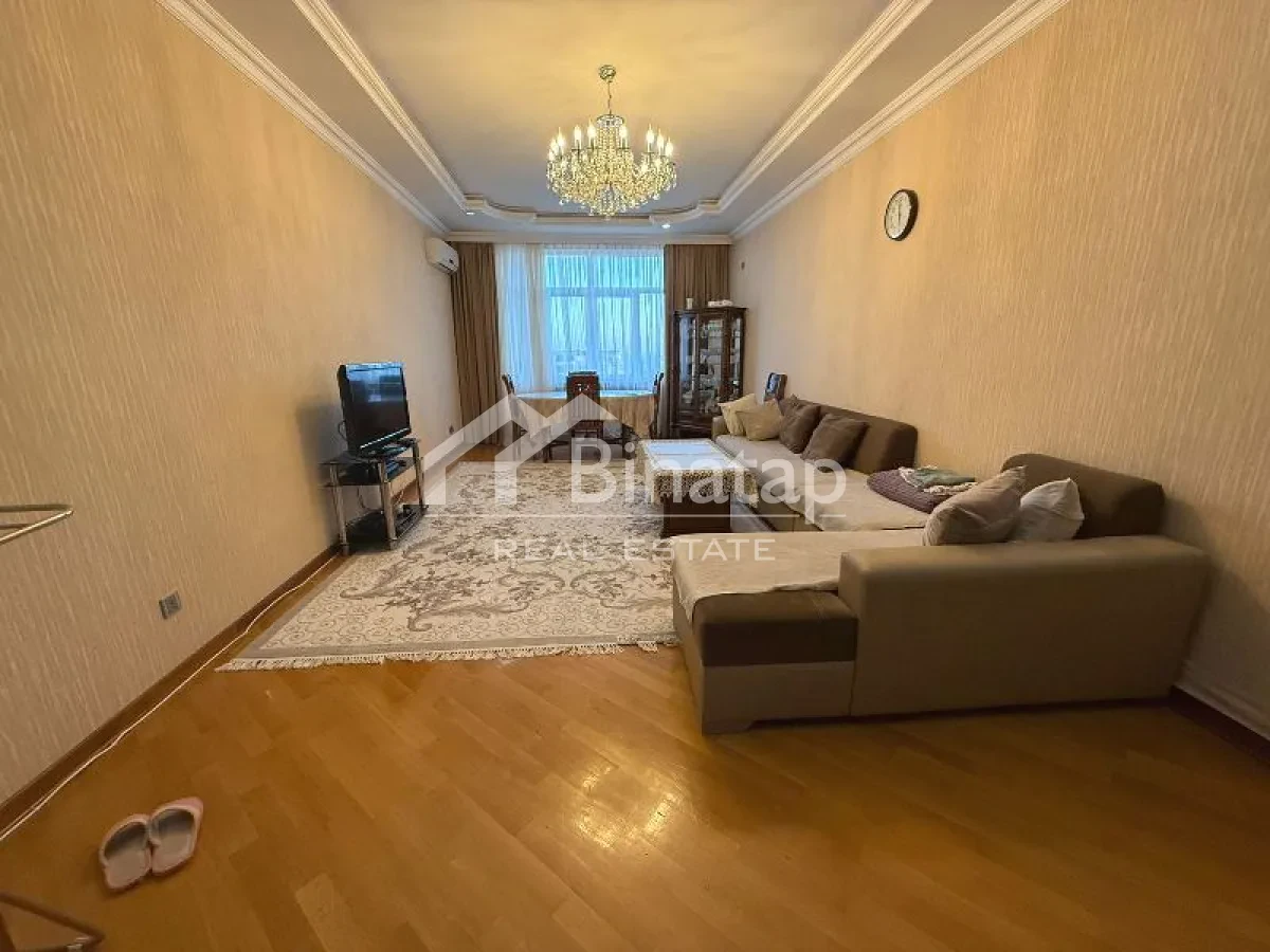 Satılır 4 otaqlı yeni tikili 145 m², 28 May metrosu, Nəsimi rayonu — Bakı