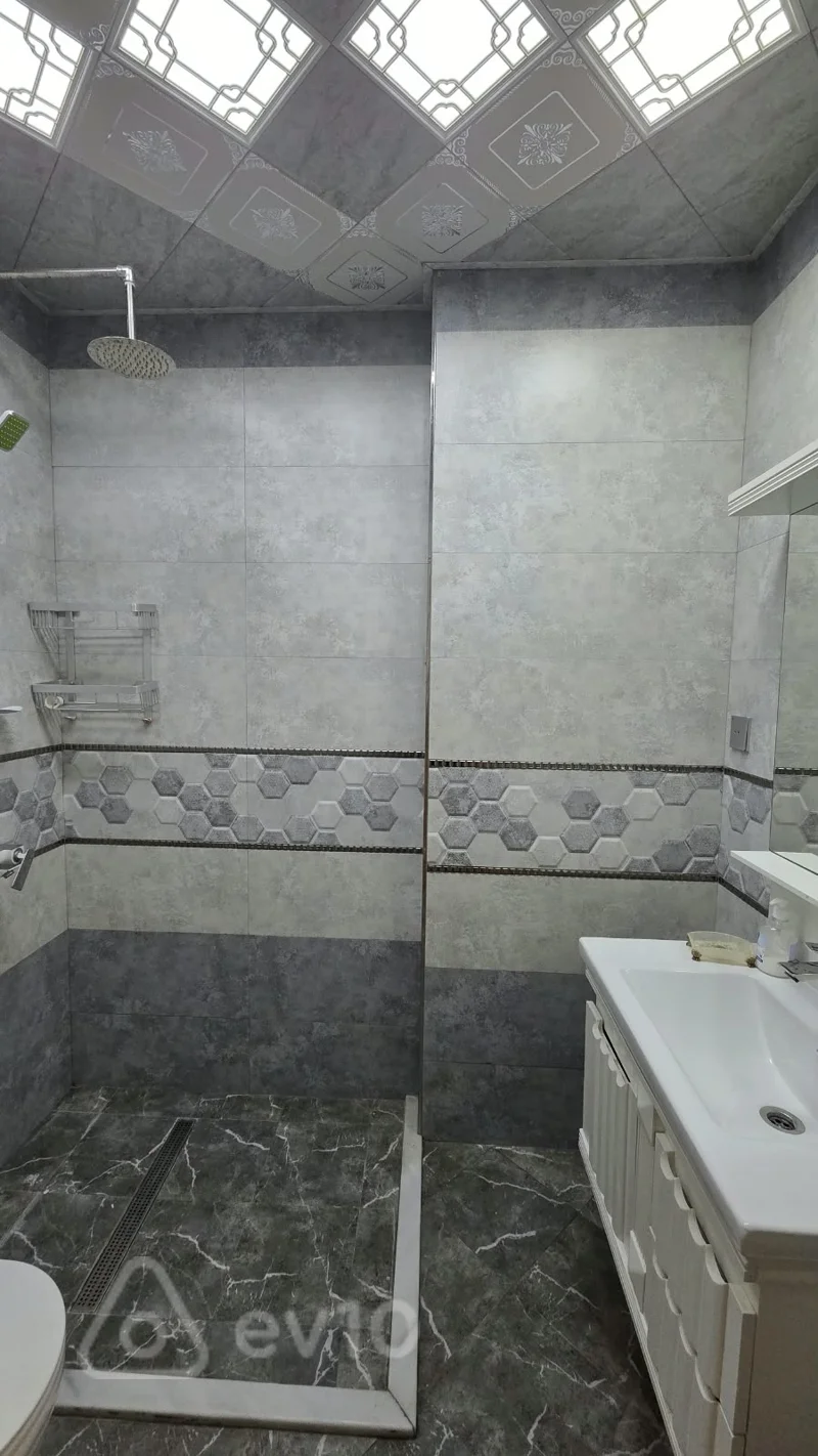 3 otaqlı mənzil, 85 m², İnşaatçılar metrosunun üstü — Mənzil, Bakı (8)
