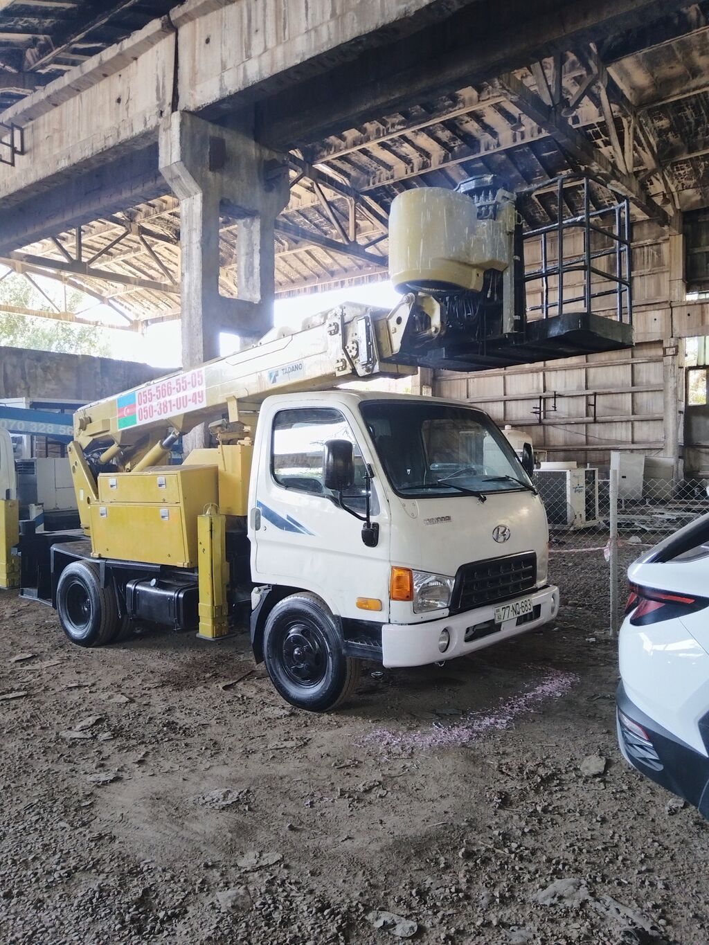Avtokran səbəti (manlift) icarəsi – Hyundai şassisində qaldırıcı — Biznes və avadanlıq, Bakı (2)