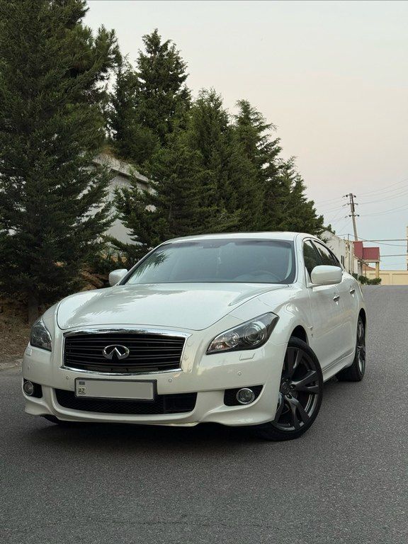 Infiniti Q70S, 3.7 L, 2014 il, 239 000 km — Avtomobillər, Bakı (4)