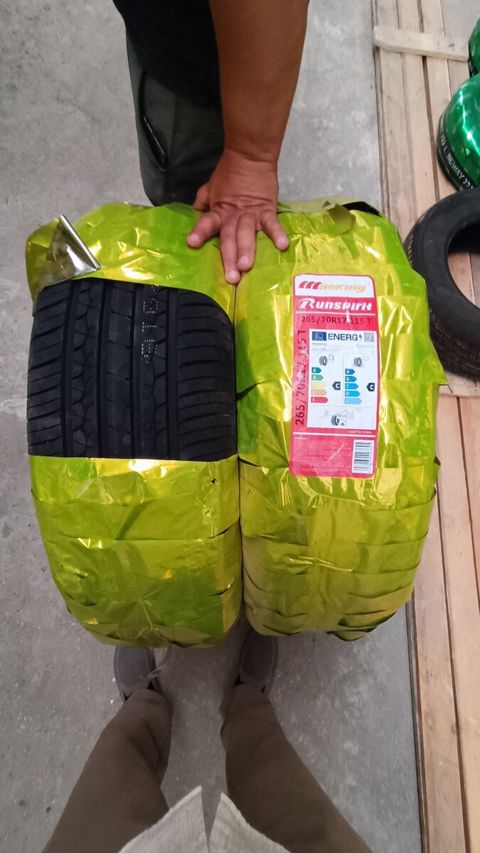 Şinlər 265/70 R17 — 140 ₼ · Bakı · Ehtiyat hissələri və aksesuarlar Şinlər 265/70 R17 — Bakı