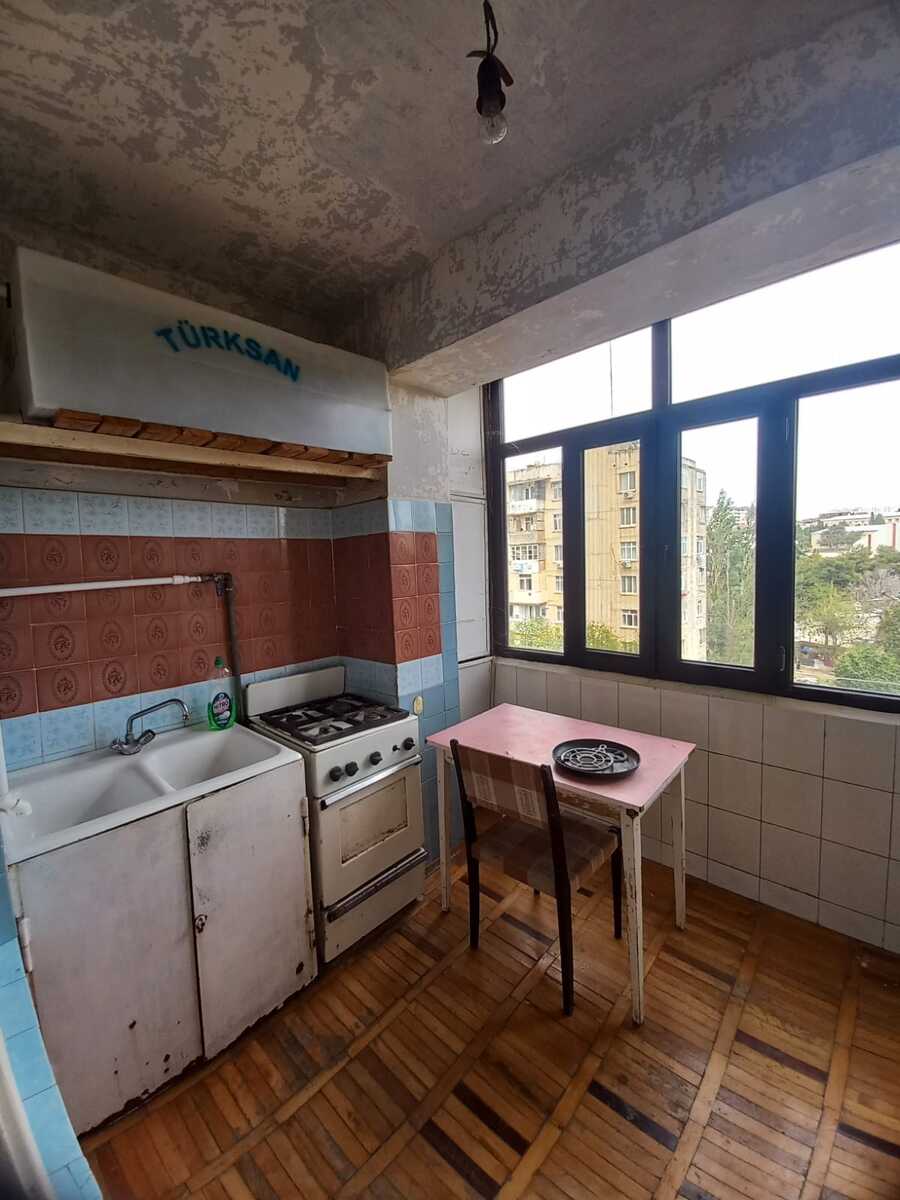 Satılır 2 otaqlı köhnə tikili 60 m² — Mənzil, Bakı (8)