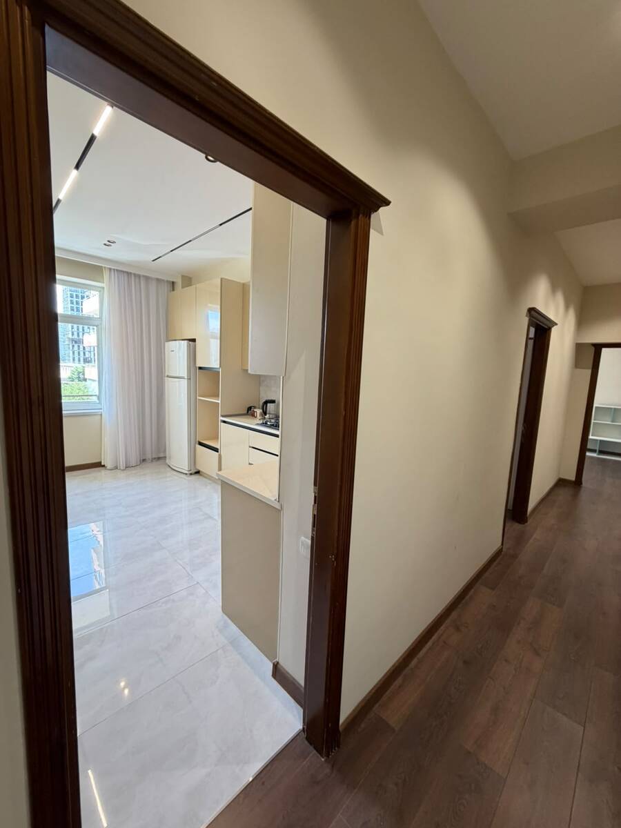 Satılır 3 otaqlı yeni tikili 120 m² — Mənzil, Bakı (2)
